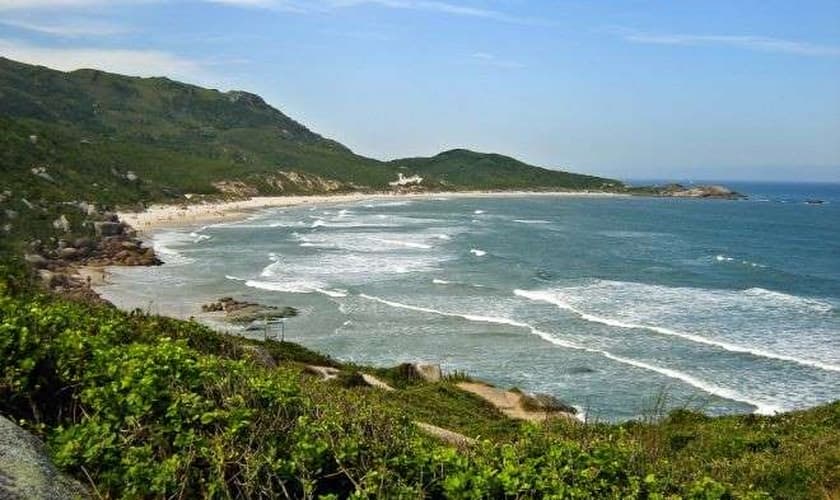 Confira as 10 melhores praias da capital catarinense