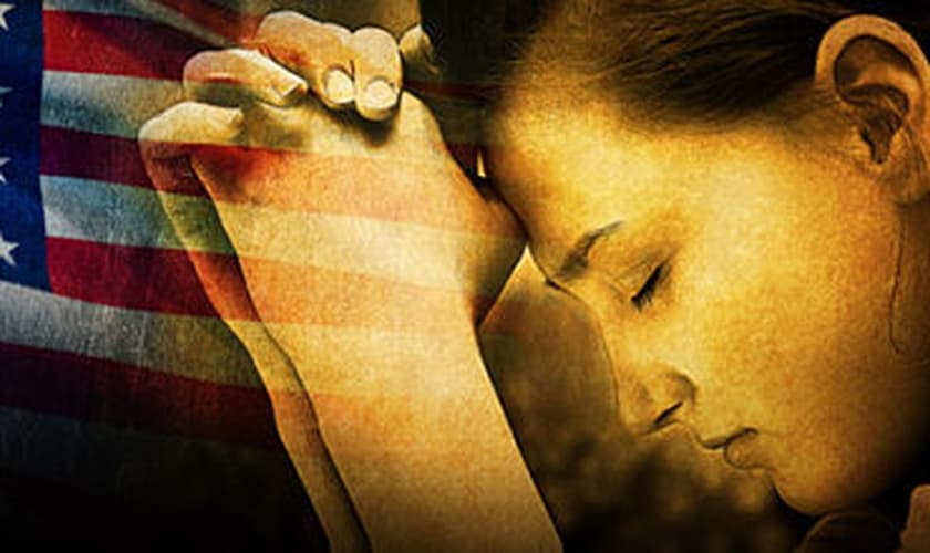 Tribunal dos EUA revoga lei que proibia orações feitas "Em Nome de Jesus"
