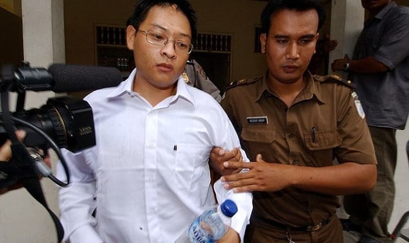 Andrew Chan integrava a rede de narco-tráfico chamada "Os Nove de Bali" e converteu-se ao protestantismo tempos após ser detido sob a acusação de comércio ilegal de entorpecentes.