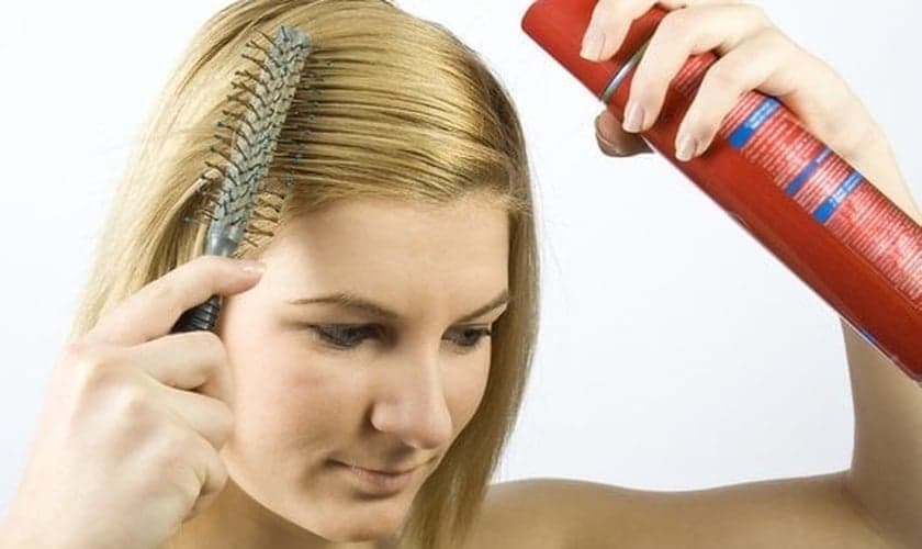 Shampoo seco pode causar problemas de saúde 
