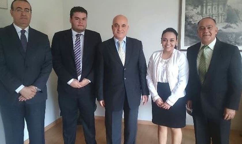 Embaixador da Jordânia recebe representantes da ANAJURE e da Frente Parlamentar Mista de para Refugiados e Ajuda Humanitária