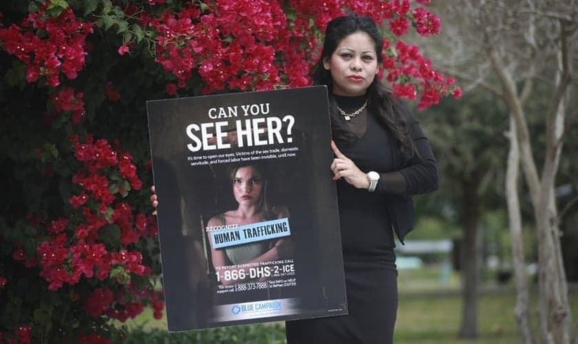 Rosa Castillo foi vítima do tráfico humano e hoje trabalha para conscientizar a todos sobre este crime. (Foto: Palm Beach Post)
