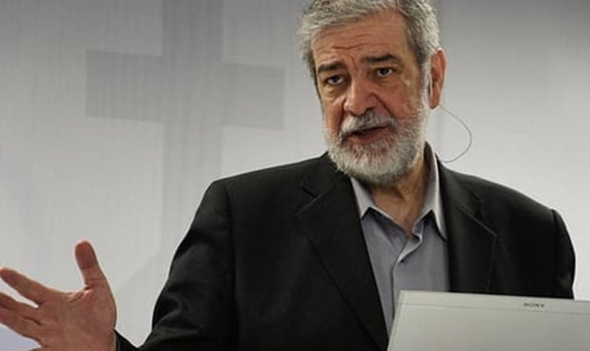 "A Lei nos foi dada para quebrar a nossa arrogância", diz Augustus Nicodemus