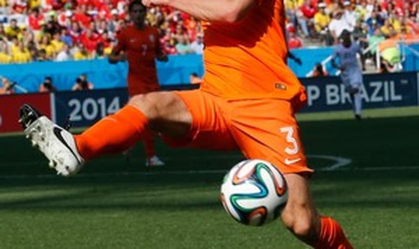 Stefan De Vrij atuou contra o Chile nesta segunda