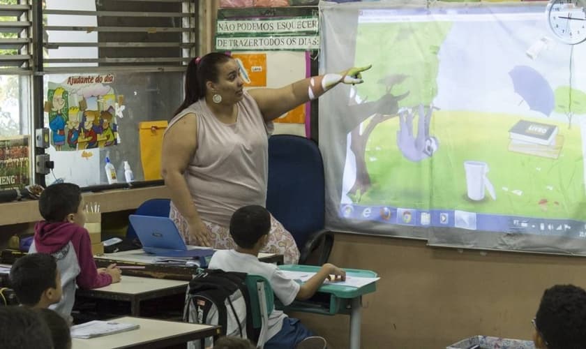 Aula no CIEP Presidente Agostinho Neto, no bairro carioca Humaitá