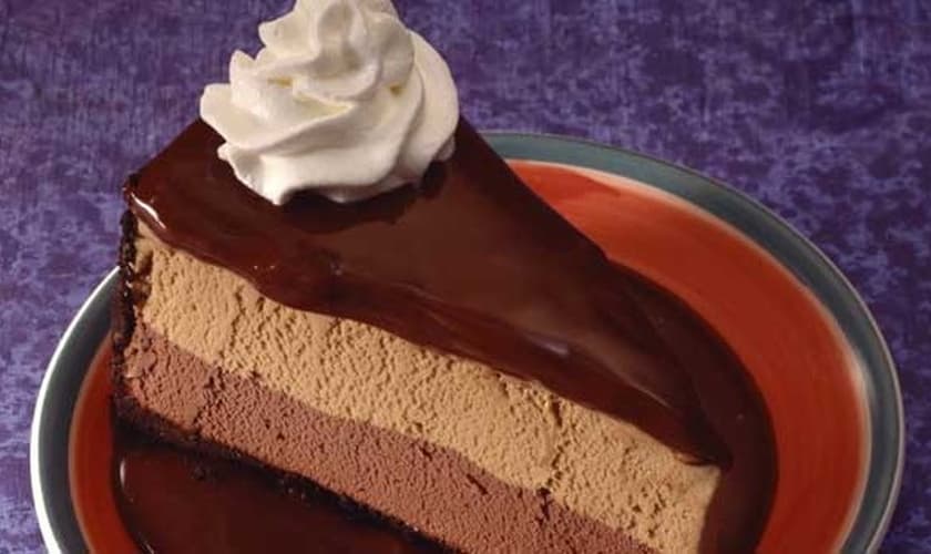 Cassata com farofa e bolacha