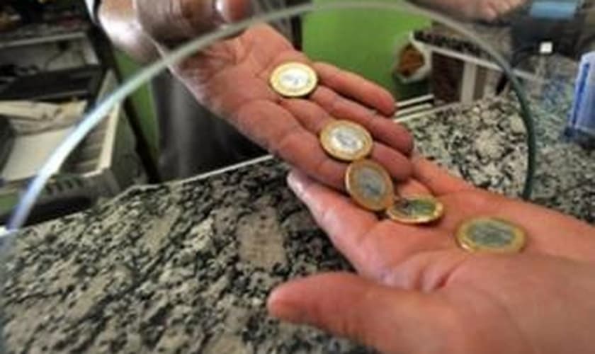 Comerciantes criam estratégias para driblar problema