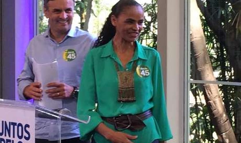 Penteado que a acompanha ao longo de toda sua carreira política foi uma de suas marcas registradas no primeiro turno