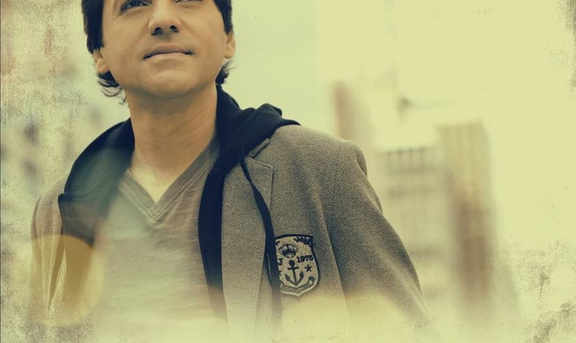 Joe Vasconcelos lança o clipe da canção "Graça"; confira