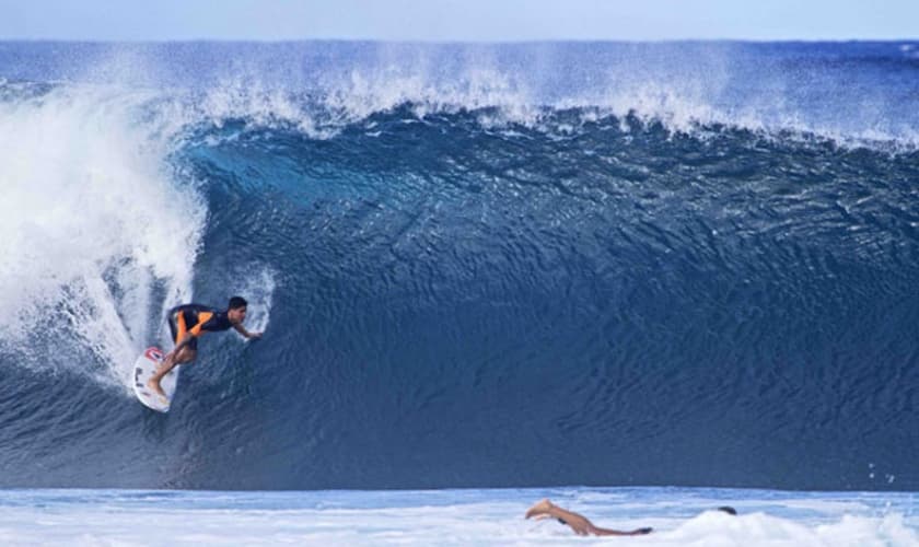Gabriel Medina terá novos adversários na primeira bateria do Billabong Pipe Masters 2014 no Hawaii. Foto: Bruno Lemos / Liquid Eye