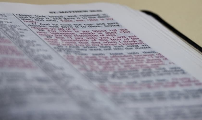 Organização ateísta entra com ação judicial contra os Gideões Internacionais, nos EUA