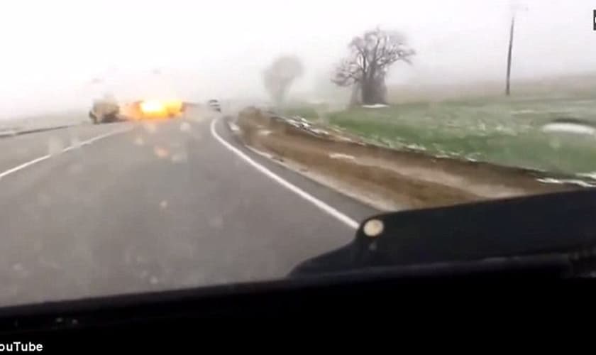 Ladrões são atingidos por um raio, após roubarem igreja na Rússia