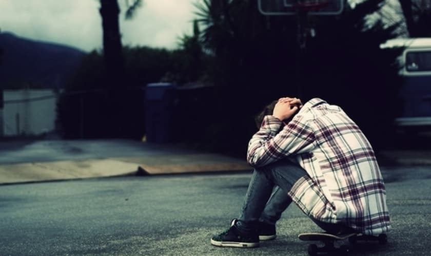 Homem triste. (Imagem: Getty)