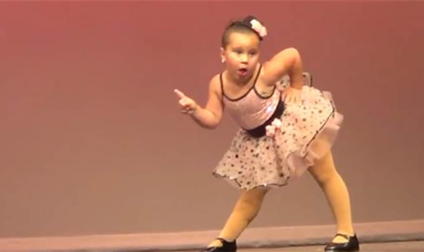 Johanna imitando Aretha Franklin