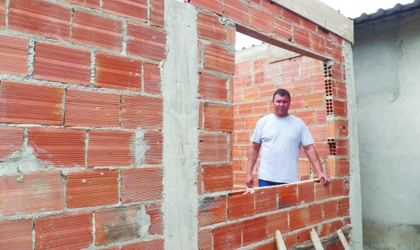 “As igrejas devem ficar mais atentas à necessidade do povo", disse o pastor Fábio Mendonça.