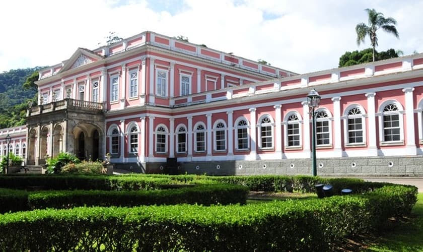 Cidade de Petrópolis para aproveitar o inverno