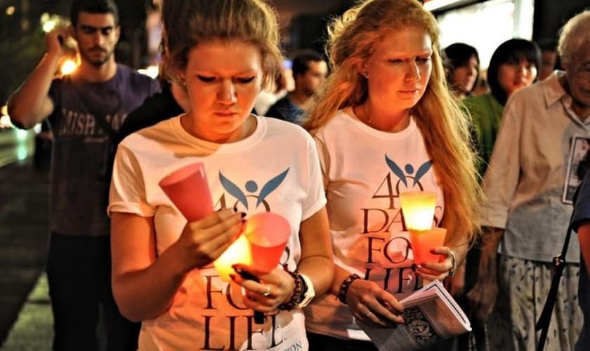 Cada grupo atua em sua comunidade local, conscientizando amigos, familiares e vizinhos. (Foto: Divulgação)