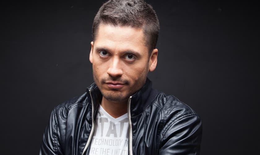 Ricardo disse que esses vídeos são um retrato de sua caminhada com Jesus. (Foto: Divulgação).