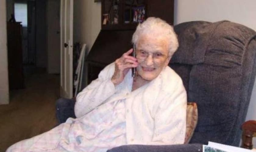 Christy também era aposentada por ser professora de inglês