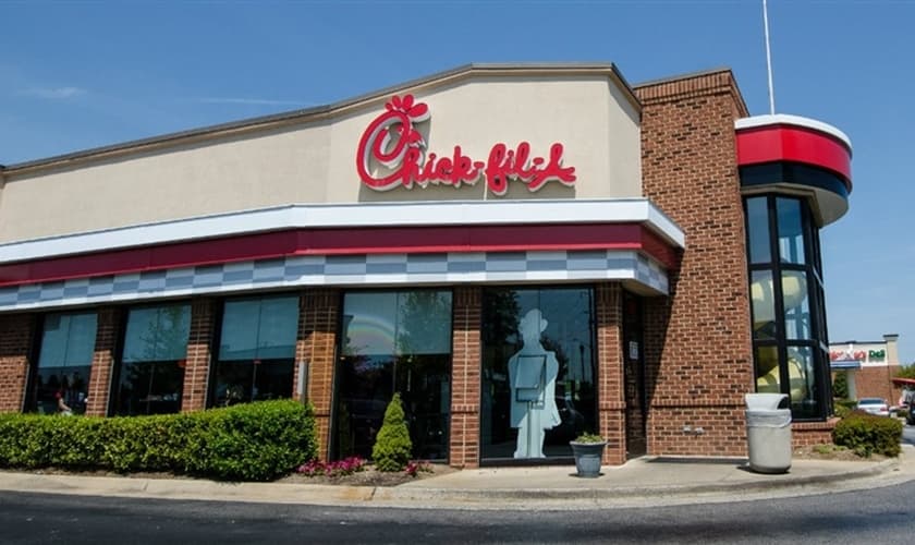 A Chick-fil-A foi amplamente criticada no passado, após seus diretores e proprietários terem expresso publicamente seu posicionamento favorável ao casamento tradicional. (Foto: Chick Fil - A)