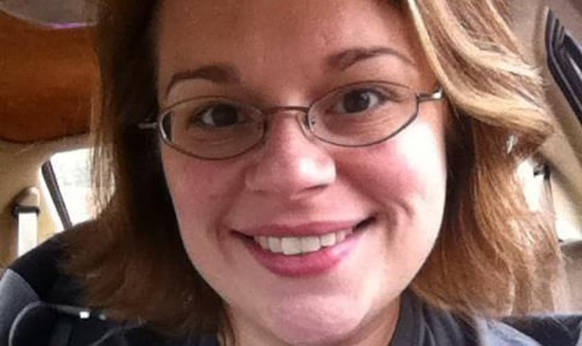 Ashley Lawton é grata a Deus por não ter sido adotada. (Foto: Reprodução/Facebook)