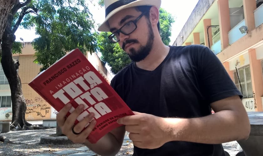 "Eu espero que isso possa influenciar outras pessoas a fazerem o mesmo", diz o estudante. (Foto: Reprodução).