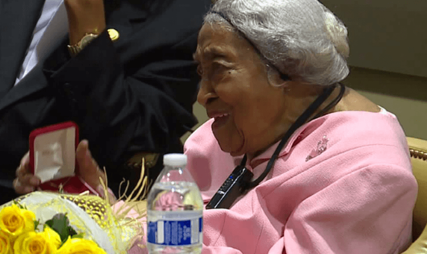 Florence quer que sua vida possa inspirar as outras pessoas. (Foto: Reprodução).