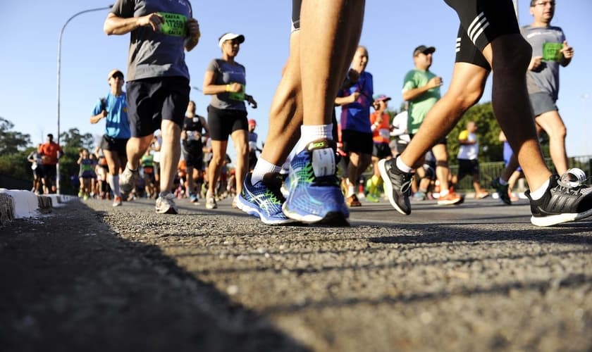 É manter um preparo físico para avançar na prática da corrida. (Foto: Marcos Ribolli)