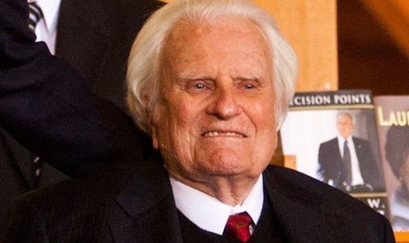 Billy Graham chega aos 98 anos de idade, com lucidez e um legado evangelístico, que está sendo mantido por seus filhos. (Foto: BGEA)