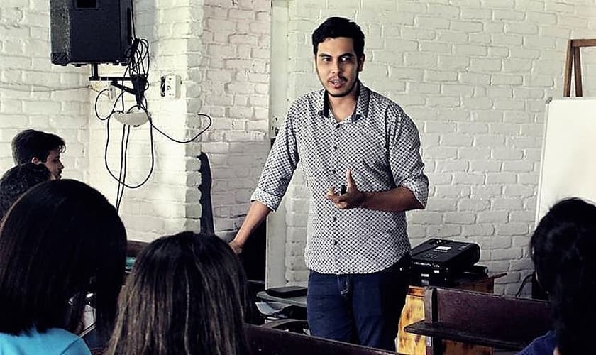 Pastor Thiago Oliveira. (Foto: Facebook)