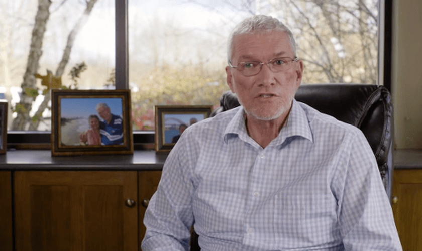 Ken Ham é cientista adepto do Criacionismo e evangelista. (Imagem: Youtube)