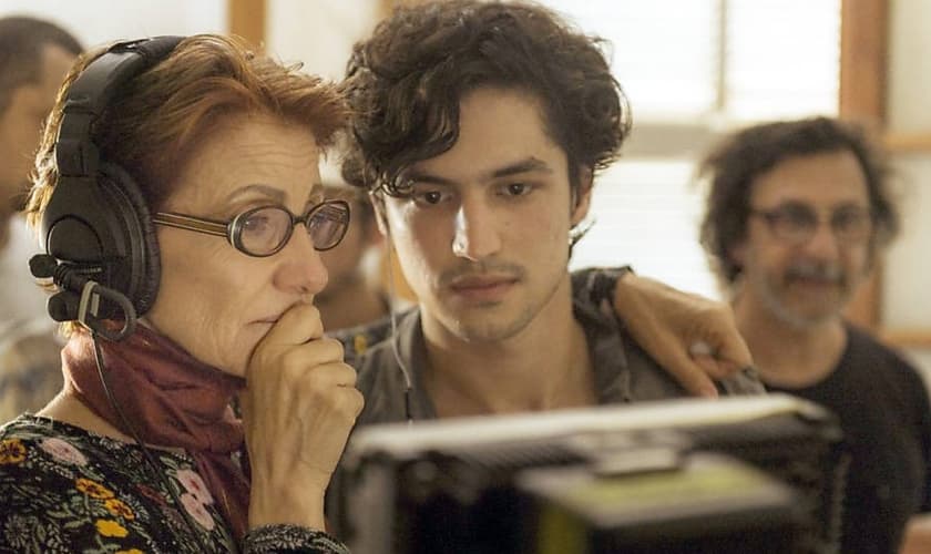 Cena da série "Os Dias Eram Assim". (Imagem: Rede Globo)