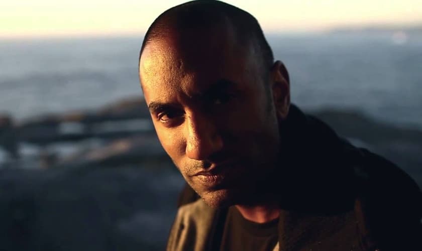 Imagem ilustrativa. Rabi foi impactado pelo Evangelho após ser criado por uma família muçulmana. (Foto: Portas Abertas)