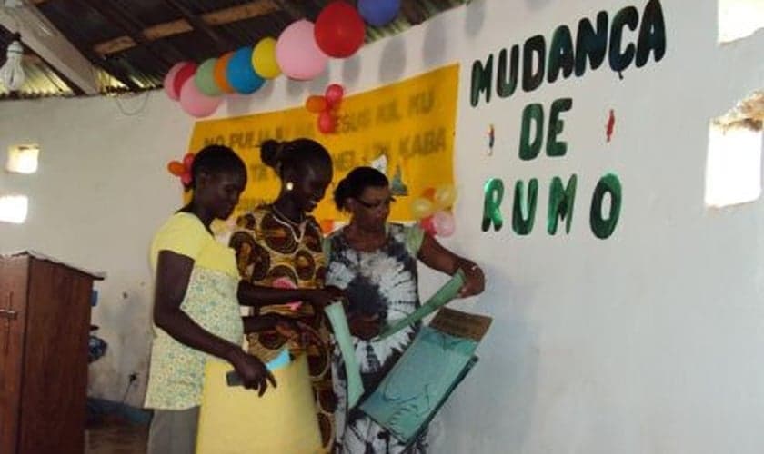 Rosenilda Almeida está há mais de dois anos convivendo em Guiné-Bissau. (Foto: Missões Mundiais).
