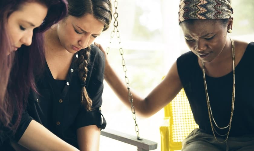 Maioria das pessoas acredita que é possível "ser bom" sem Deus. (Foto: Reprodução)
