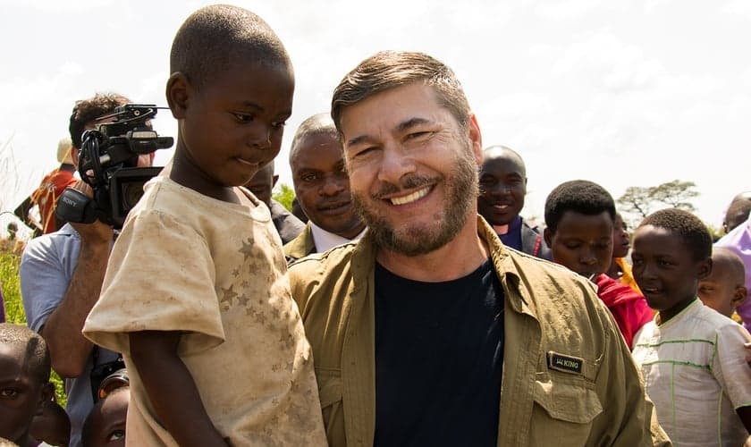 Joel Engel é fundador do Projeto Daniel, que ajuda crianças em situação de risco em Uganda, África. (Foto: Marcos Paulo Corrêa - Portal Guiame)