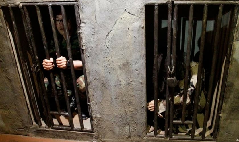 Prisioneiros são mantidos em situações precárias e degradantes na Coreia do Norte. (Foto: Church Militant)