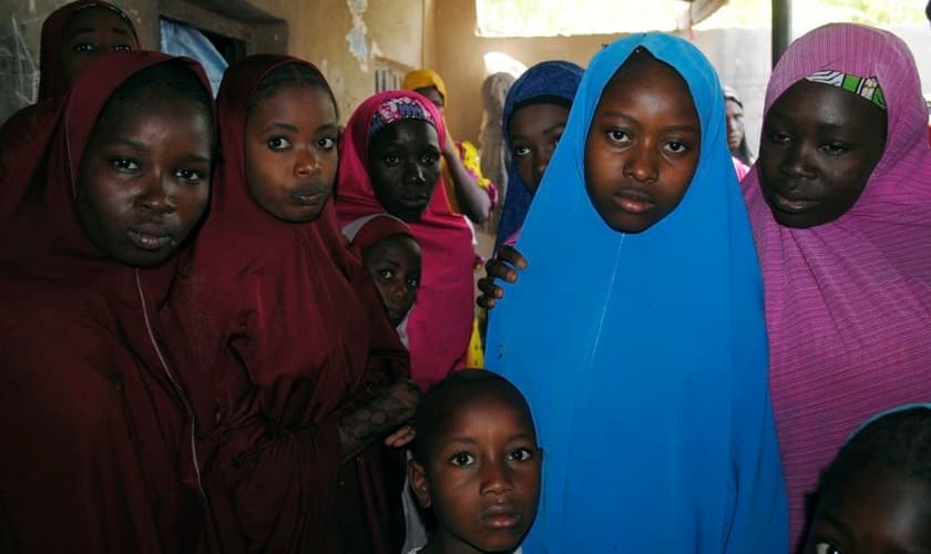 Agora, as meninas que foram sequestradas estão sob a custódia da agência nacional de inteligência. (Foto: Reprodução).