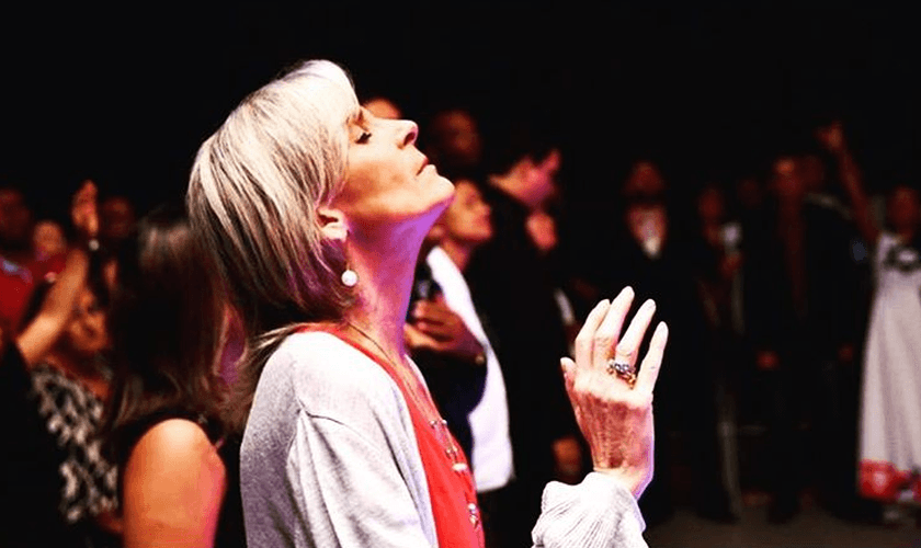 A cantora Ludmila Ferber está lutando contra o câncer. (Foto: Reprodução).