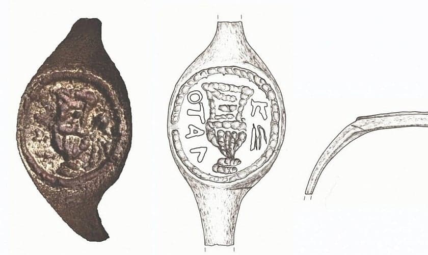 Análise do anel que pode ter pertencido a Pôncio Pilatos (Desenho: J. Rodman; Foto: C. Amit/Autoridade de Antiguidades de Israel via Universidade Hebraica)