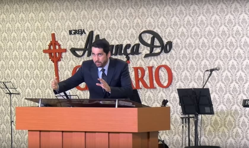 Paulo Júnior é pastor da igreja Aliança do Calvário. (Imagem: Reprodução - Youtube)