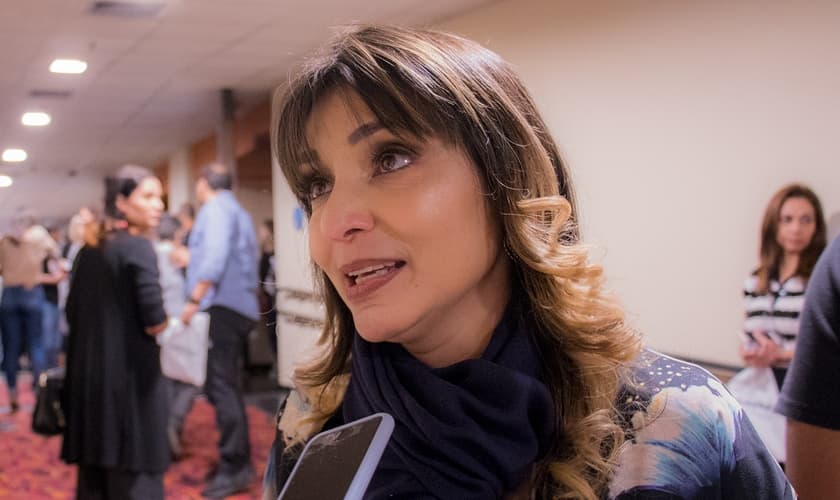 Soraya Moraes em entrevista ao Guiame durante a pré-estreia do filme “Superação - O Milagre da Fé”. (Foto: Guiame/Marcos Paulo Correa)