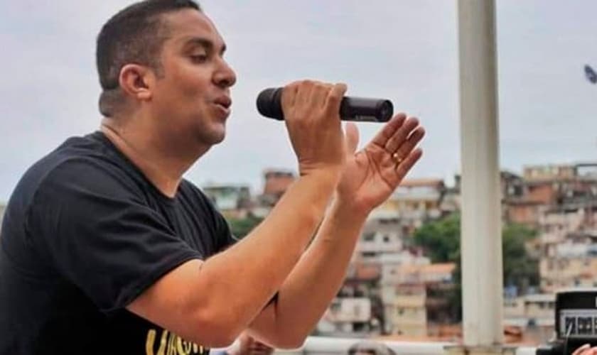 Waguinho estará no palco principal da Expoevangélica. (Foto: Youtube / Reprodução)