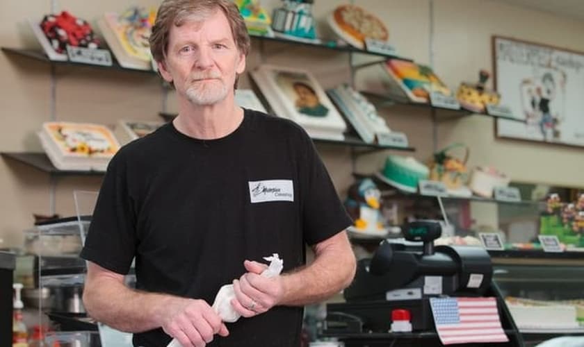 Jack Phillips, dono da confeitaria Masterpiece, está em sua terceira batalha judicial por causa de seus motivos religiosos. (Foto: Matthew Staver/USA Today)