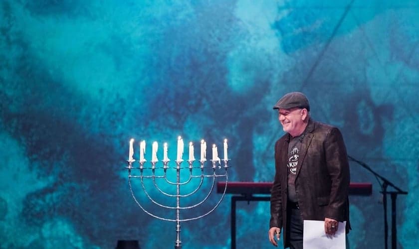 O cantor americano Paul Wilbur é líder de louvor da música judaico-messiânica. (Foto: Paul Wilbur Ministries)
