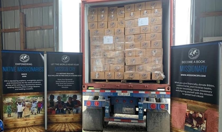 Contêiner com Bíblias para Hong Kong. (Foto: Reprodução/Mission Network)