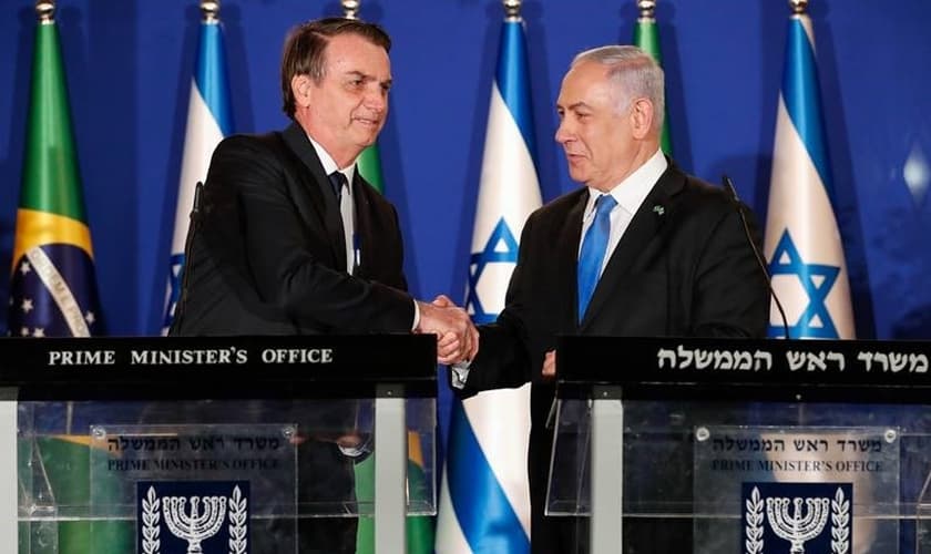 Bolsonaro e Netanyahu em encontro no Brasil. (Foto: Reprodução/Metrópoles)