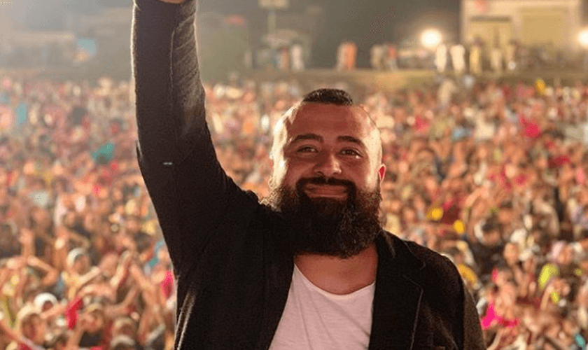 Chileno Vergara, fundador do One Passion, faz cruzadas evangelísticas em países do Oriente Médio. (Foto: Chileno Vergara)