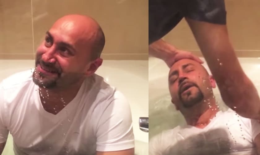 Ex-muçulmano se batiza após experiências com Jesus. (Foto: Reprodução/YouTube)