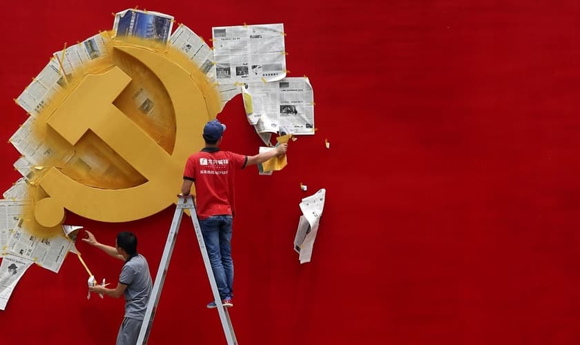 Partido Comunista da China tem aumentado a repressão contra igrejas. (Foto: Reuters/Chance Chan)
